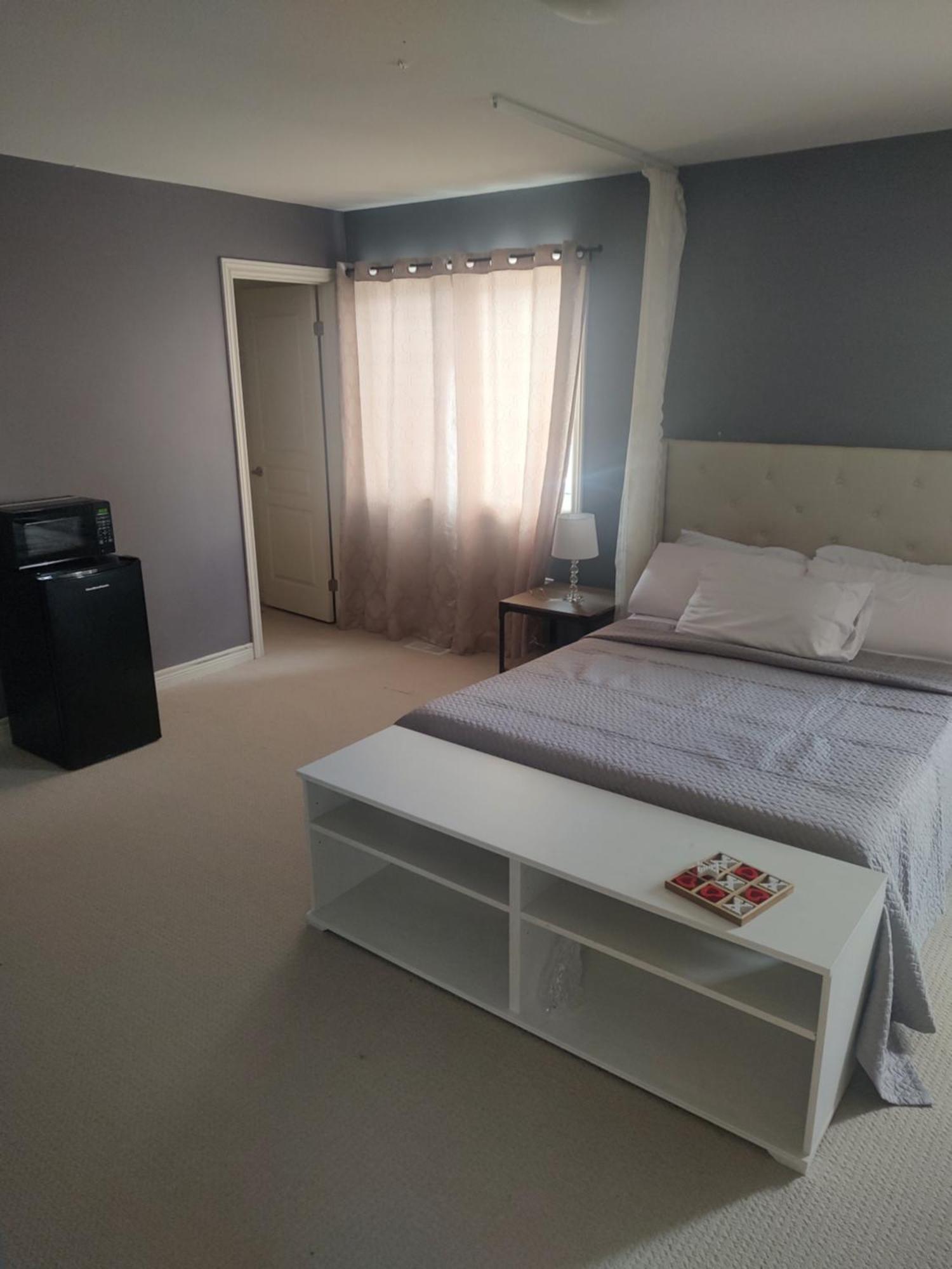 Executive Master With Soaker Tub - Very Close To The Falls And Marineland Homestay *